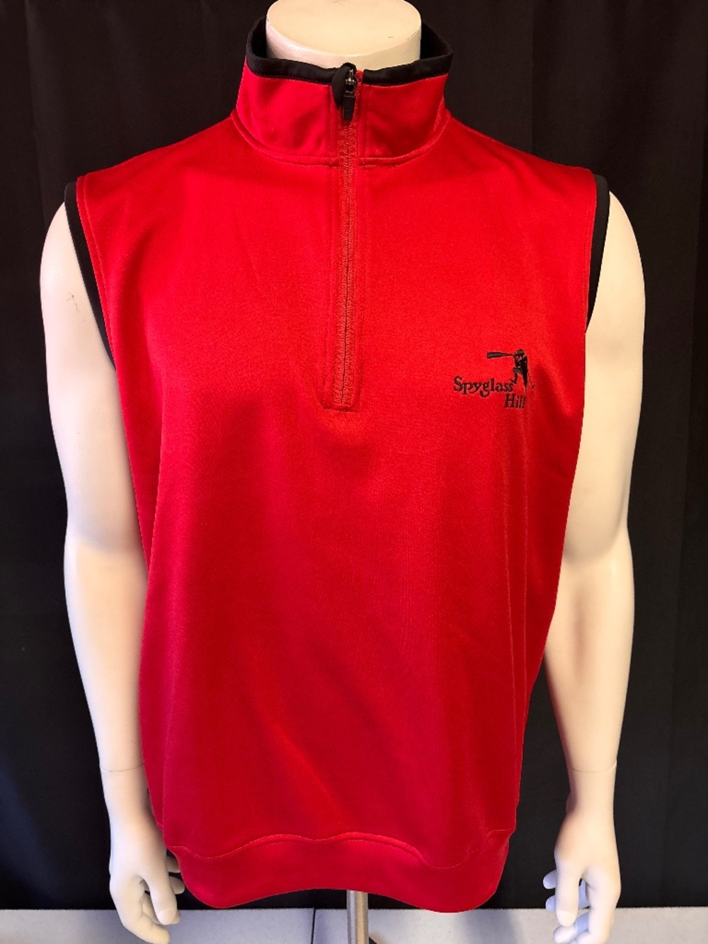 Nice mens large Zero Restriction golf vest from Spyglass Hill Golf Course